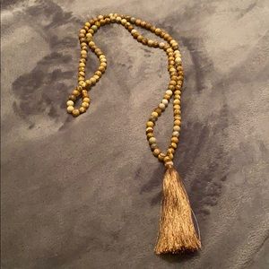 Natural bead necklace with tassel